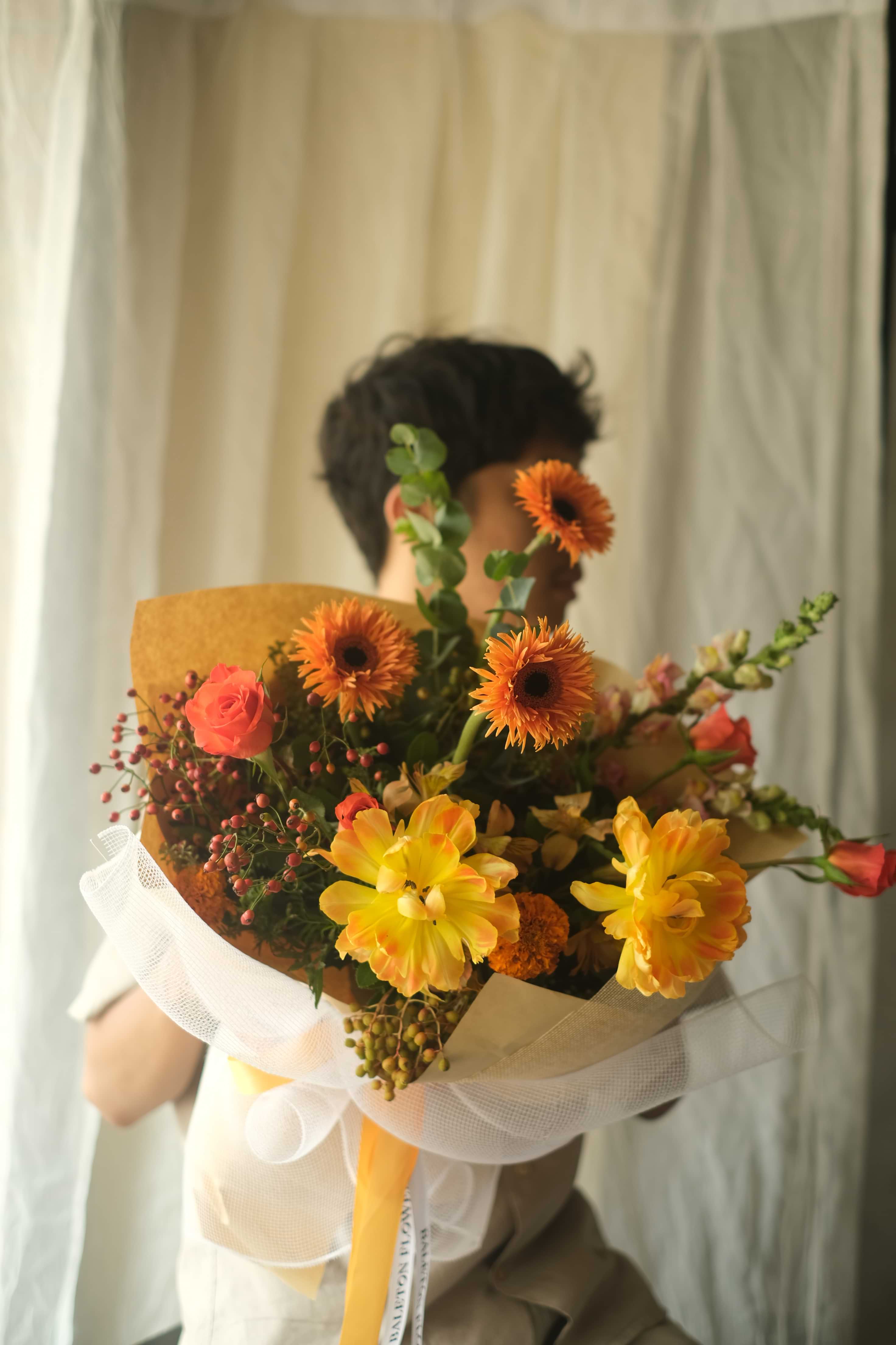 Rp850.000.  A radiant bouquet of full orange, capturing the warmth and brightness of cherished moments with mom
